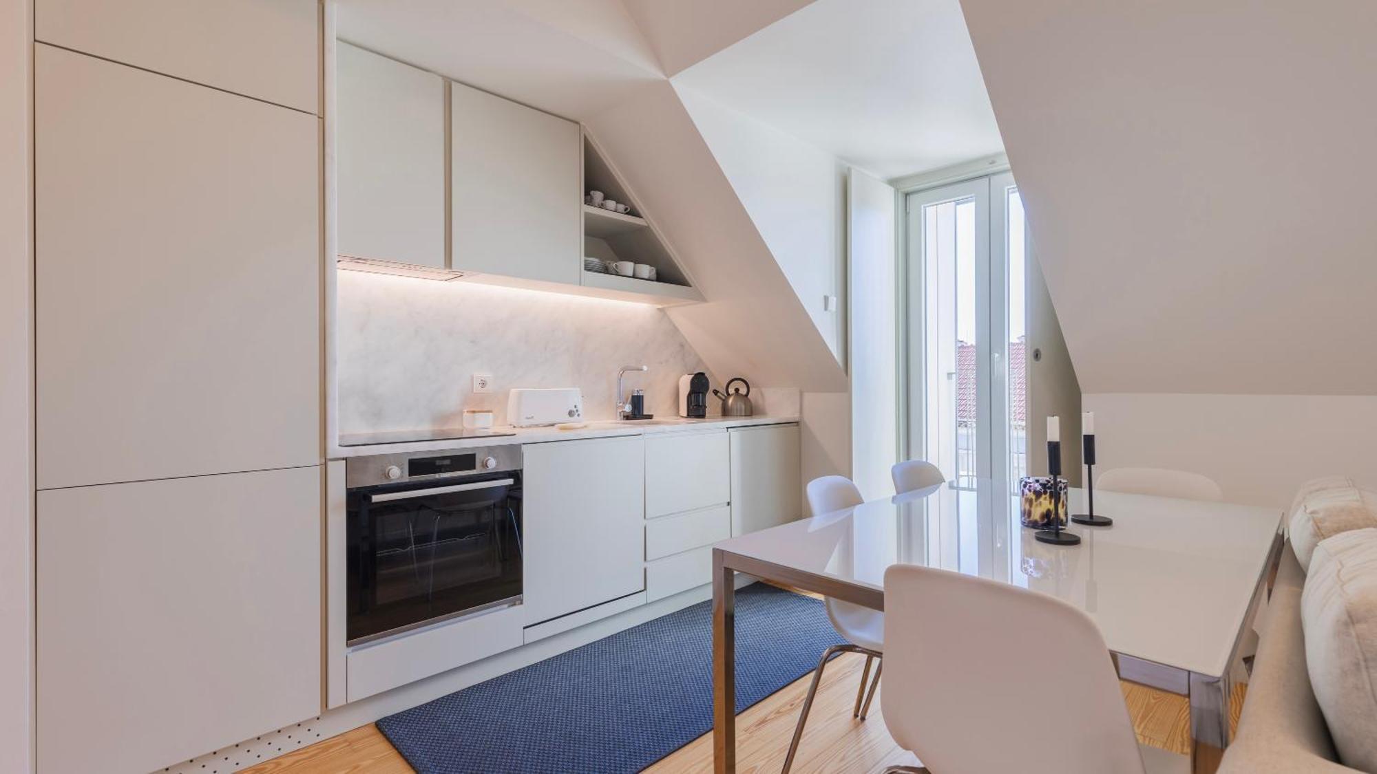 Elegant In Graca By Lovelystay Apartment *